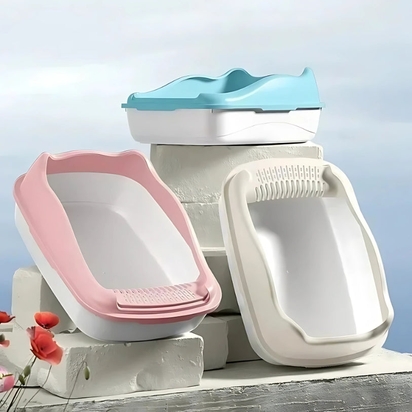 image montrant 3 bac à litères pour chaton de couleur beige, rose et bleu