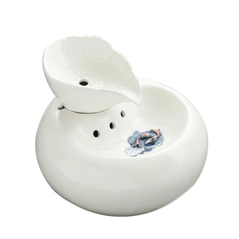 Fontaine à Eau en Céramique pour Chats – Design Élégant & Filtration Naturelle 🐾💧