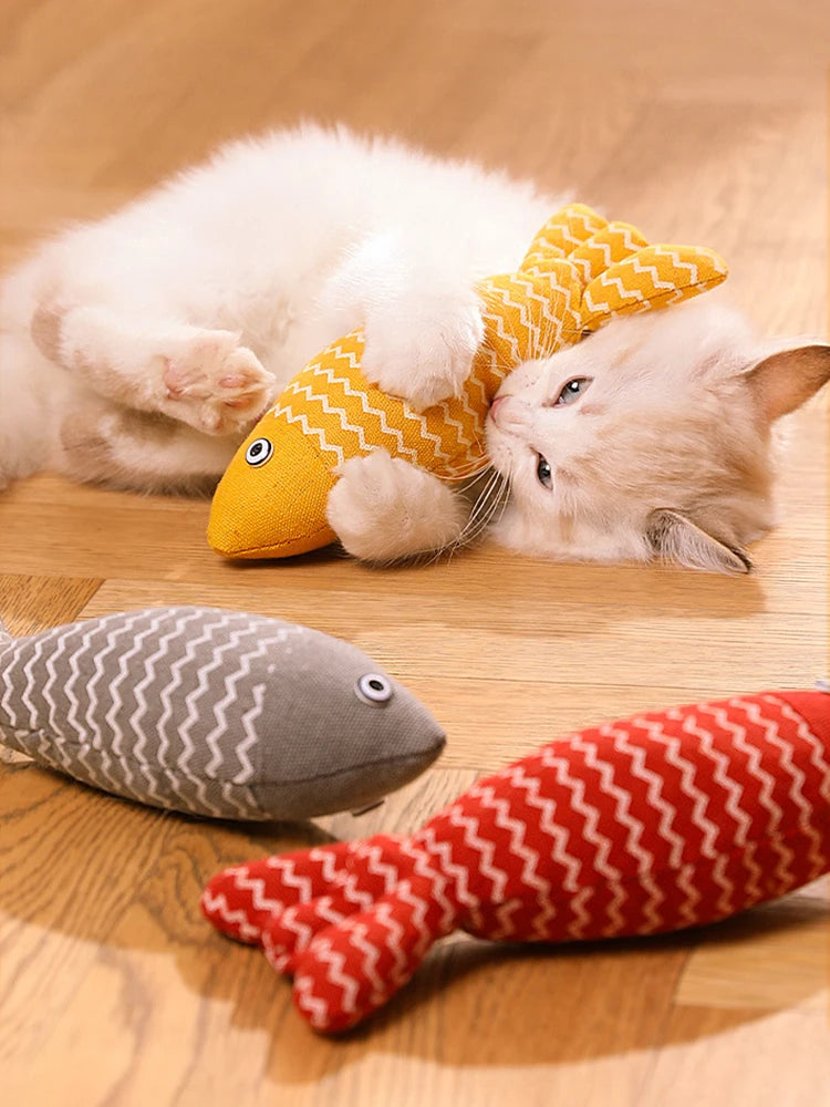 Poisson en Peluche avec Herbe à Chat – Jouet Réaliste pour Chats avec Catnip Bio 🐟💚