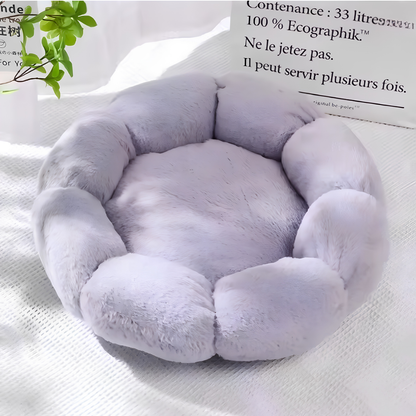 L'Éclosion Douceur : Coussin Chat Fleur & Lit Moelleux Apaisant