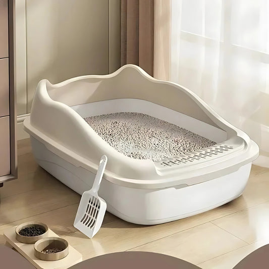 image du bac a litiere a bord haut pour chaton rempli de litiere pret à etre utiliser