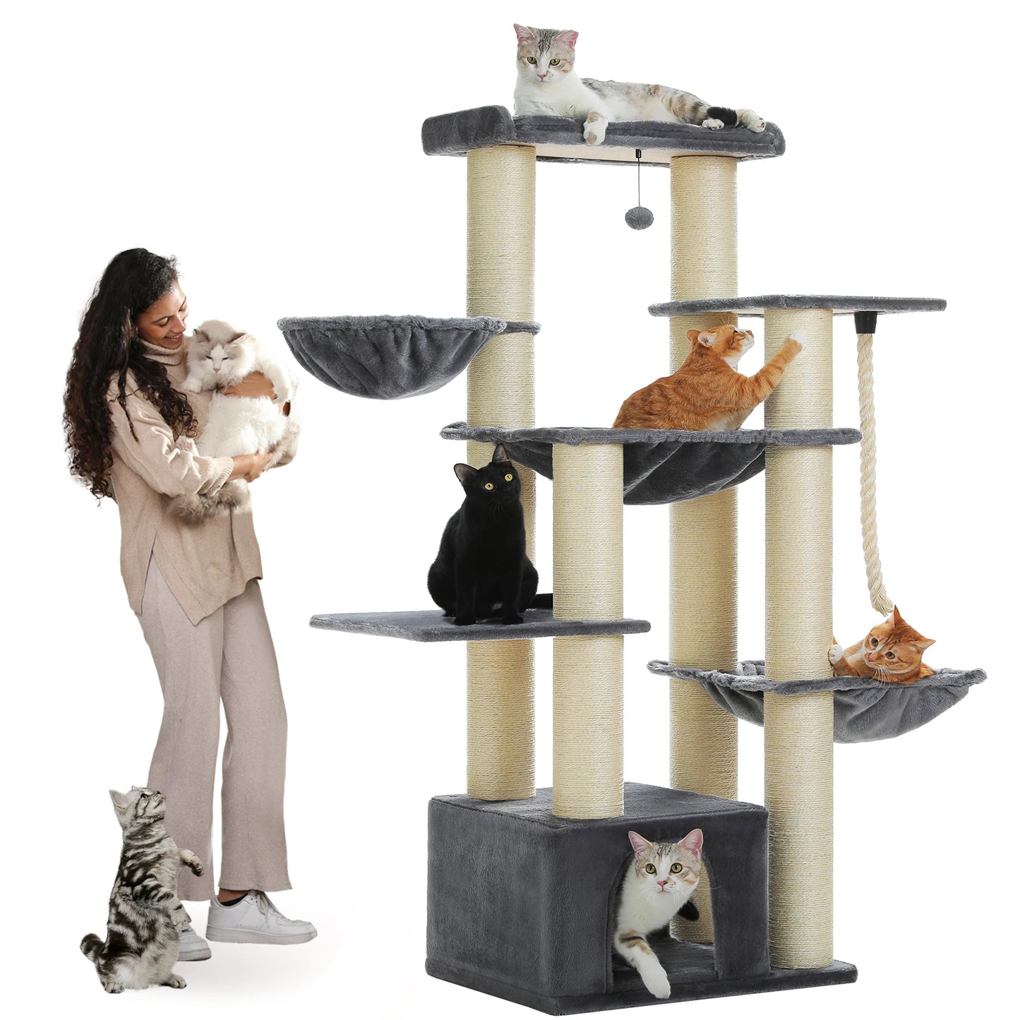 Arbre à chat original gris multi-niveaux avec jouets suspendus pour chatons et chats actifs.