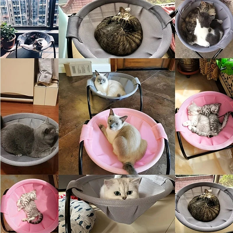 Montage de photos clients montrant plusieurs chats installés dans le hamac chat surélevé en version gris et rose. L'image prouve la solidité de ce coussin à chat pouvant accueillir deux félins. Alternative stable et respirante au coussin pour chat classique, validée par nos utilisateurs. Qualité Les Trésors d'Owka.