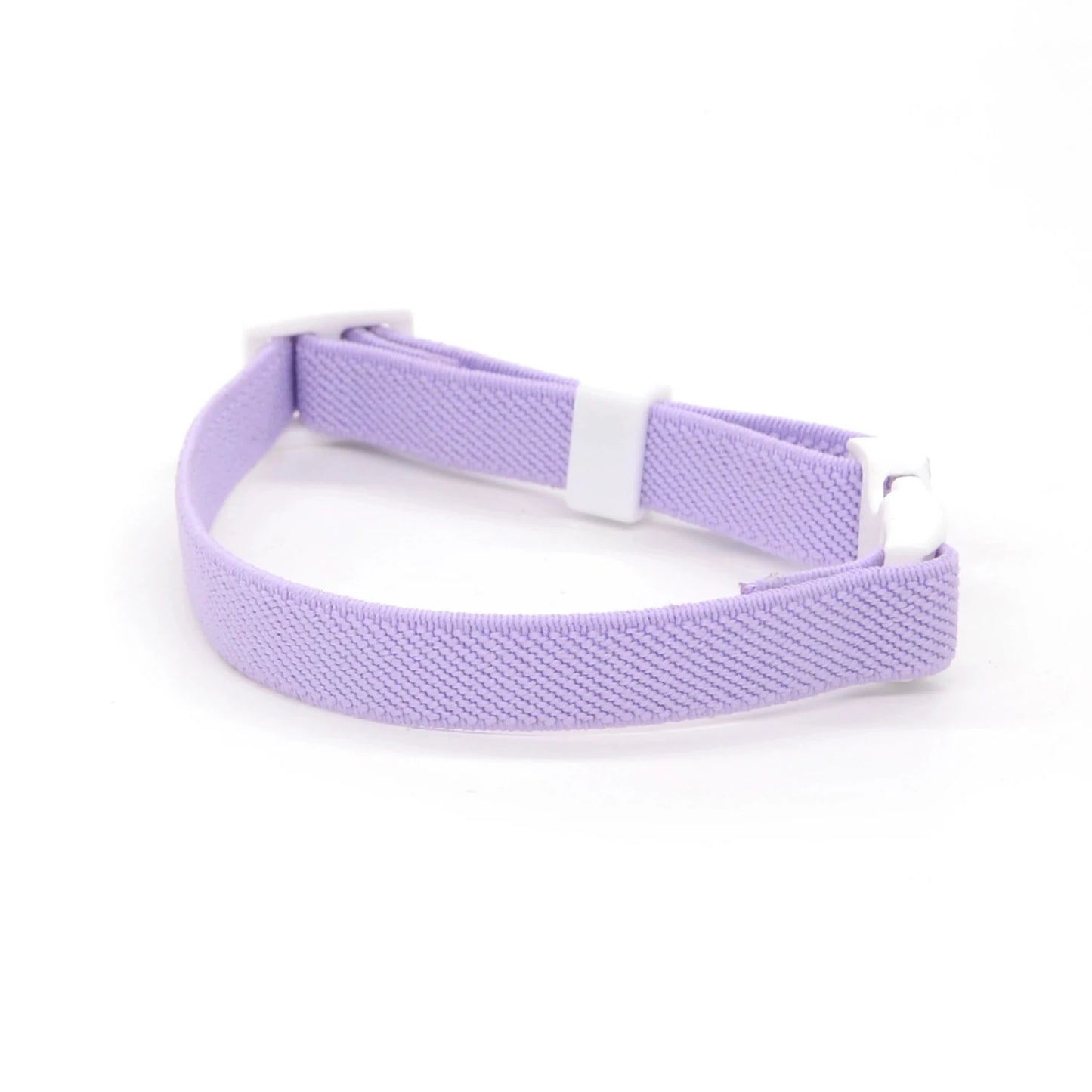 Collier pour chat en nylon élastique tressé violet clair avec boucle de sécurité blanche réglable, design souple et confortable anti-étranglement sans grelot.