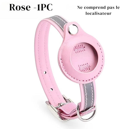 Collier gps pour chat rose réfléchissant (unité seule) avec support AirTag intégré. Ce collier gps chat réglable possède une bande grise haute visibilité et une boucle de sécurité robuste. Une solution de protection type collier gps à chat bureau idéale pour fixer votre propre traceur de localisation en toute sécurité.