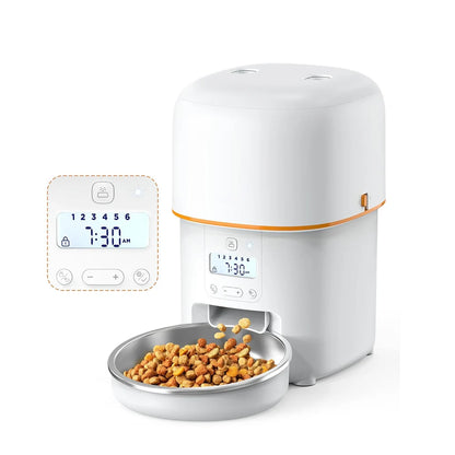 Distributeur automatique de croquettes blanc et orange avec écran LCD programmable. Ce modèle permet de configurer jusqu'à 6 repas par jour avec gamelle en acier inoxydable. Un accessoire de nutrition intelligente à combiner avec votre traceur gps pour une gestion totale de votre animal. La sécurité d'un collier gps chat pour l'extérieur alliée à la précision d'un collier gps virtuel pour ses repas à domicile.