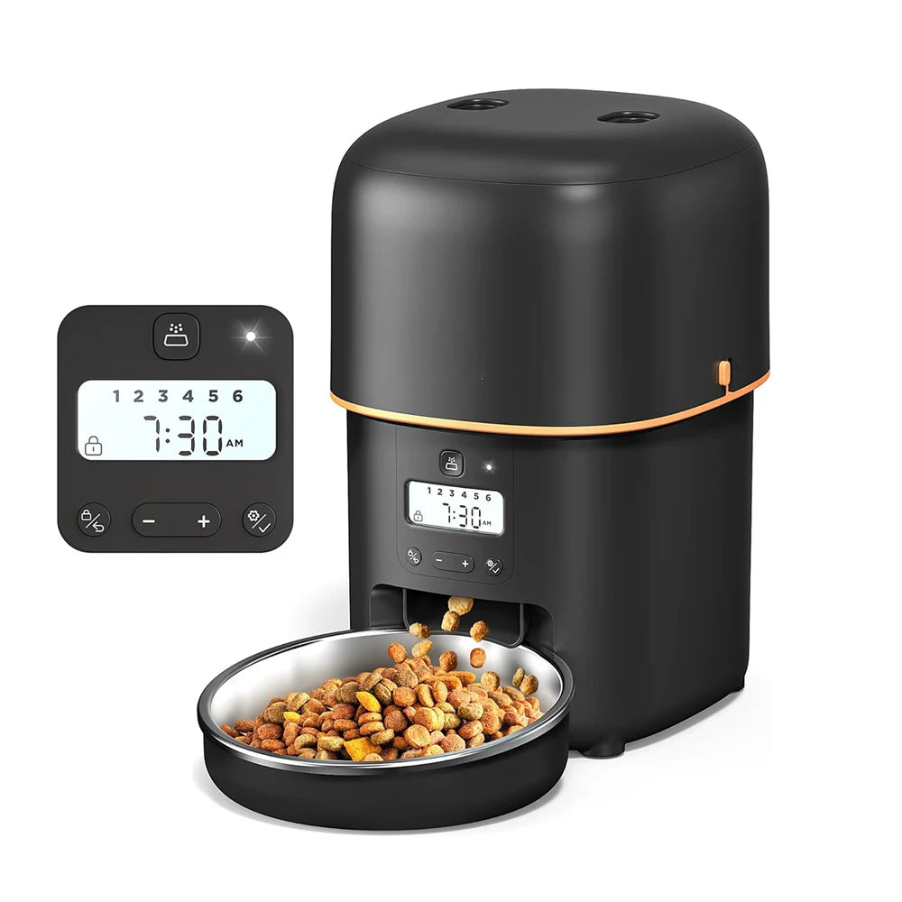 Distributeur automatique de croquettes noir et cuivre avec écran LCD pour programmer 6 repas par jour. Ce modèle inclut une gamelle en acier inoxydable hygiénique et un système de verrouillage. Un équipement connecté aussi essentiel qu'un traceur gps pour la sécurité de votre animal. Complétez la protection de votre félin avec un collier gps chat et cette gamelle programmable. La précision d'un collier gps appliquée à la nutrition.