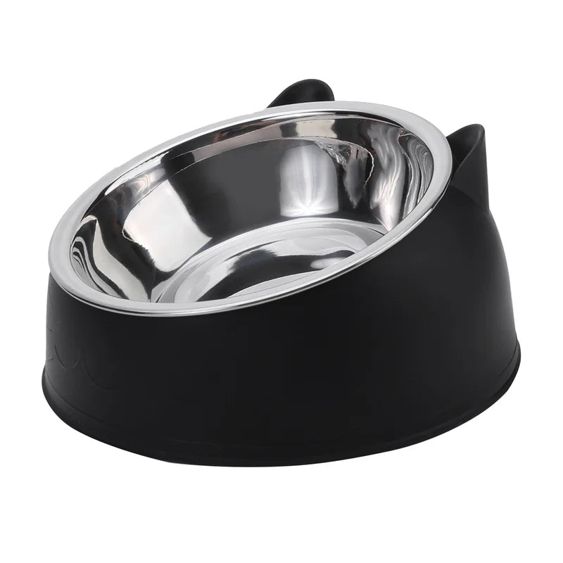 Gamelle pour chat inclinée orthopédique 15° en acier inoxydable avec support vert sauge design oreilles de chat. Cette gamelle chat ergonomique et hygiénique est idéale pour le confort digestif de votre félin au quotidien. Une gamelle robuste et facile à nettoyer