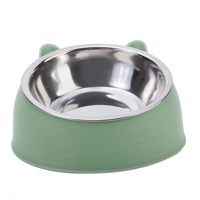 Gamelle pour chat inclinée 15° en acier inoxydable avec support ergonomique vert pastel design oreilles de chat. Cette gamelle chat orthopédique haut de gamme assure un confort digestif optimal et une hygiène parfaite grâce à son bol en inox amovible. La meilleure gamelle anti-vomi élégante pour le bien-être de votre animal.