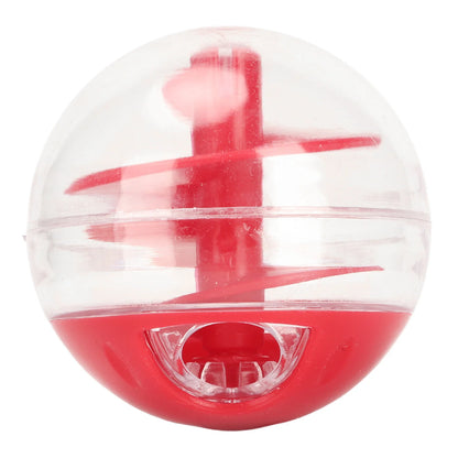 Gros plan frontal d'une balle distributrice de nourriture pour chat, montrant sa coque transparente et son labyrinthe interne en spirale rouge. Ce jouet chat haute performance est conçu pour stimuler l'intelligence et réguler la vitesse d'alimentation des félins. L'image souligne la robustesse et la finition soignée de ce jeux pour chat interactif, idéal pour lutter contre l'ennui et favoriser la digestion. Un jouet a chat intelligent et durable qui transforme les repas en moments de chasse ludiques, exclus