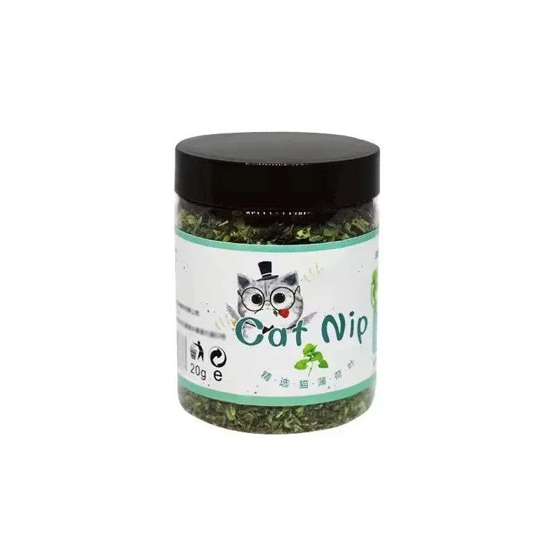 Pot hermétique de 20g d'herbe à chat cataire séchée (Catnip) de la marque Tiger & Rose, avec une étiquette illustrée d'un chat à lunettes sur fond blanc.