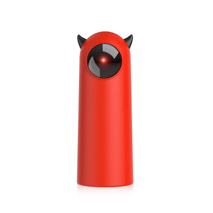 Jouet laser automatique pour chat rouge avec petites cornes noires, présentant une lentille de projection frontale active avec un faisceau lumineux rouge pour un jeu autonome.