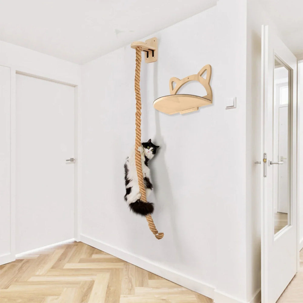 Corde d'escalade et balcon oreilles de chat fixés au mur, deux modules du parcours mural pour chat — Les Trésors d'Owka