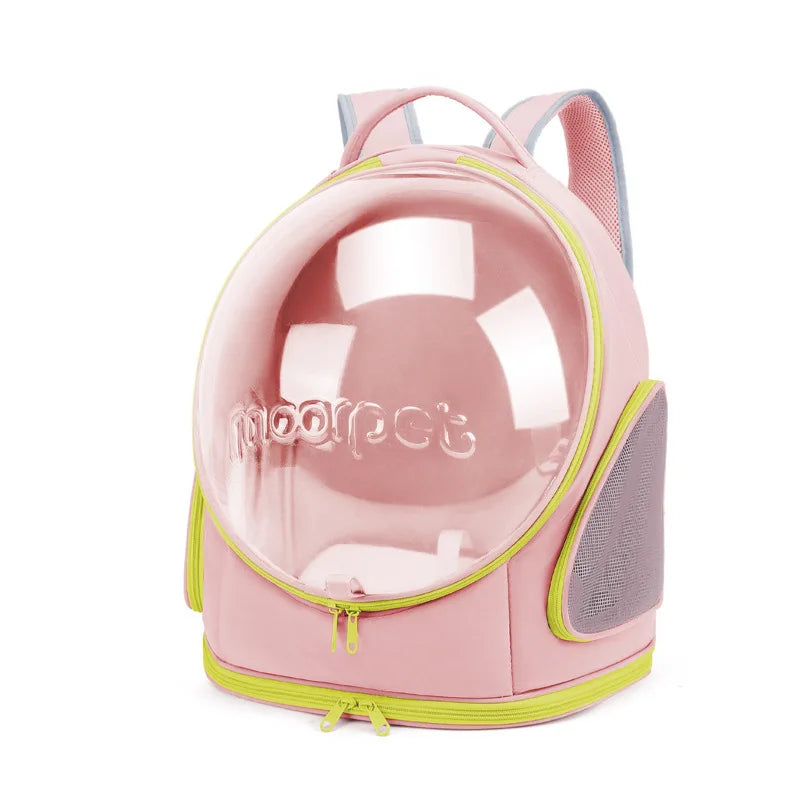 Sac à dos de transport pour chat bleu ciel avec une grande fenêtre panoramique transparente en forme de bulle, doté de larges aérations latérales en maille filet et de bretelles ergonomiques.
